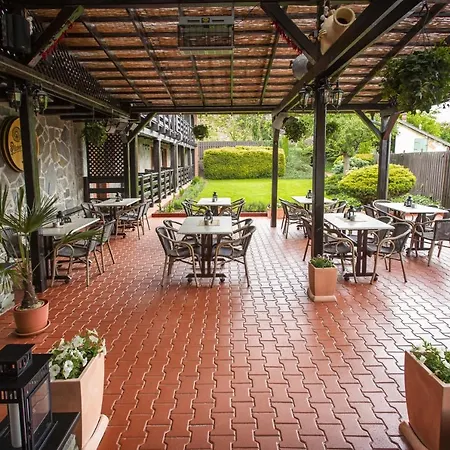 酒店 依格考酒店 Rožnov pod Radhoštěm