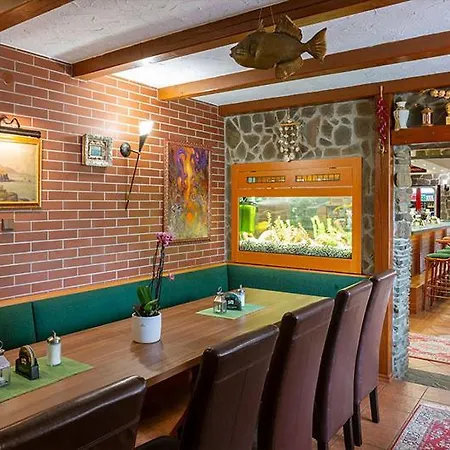 ホテル El Greco 4*